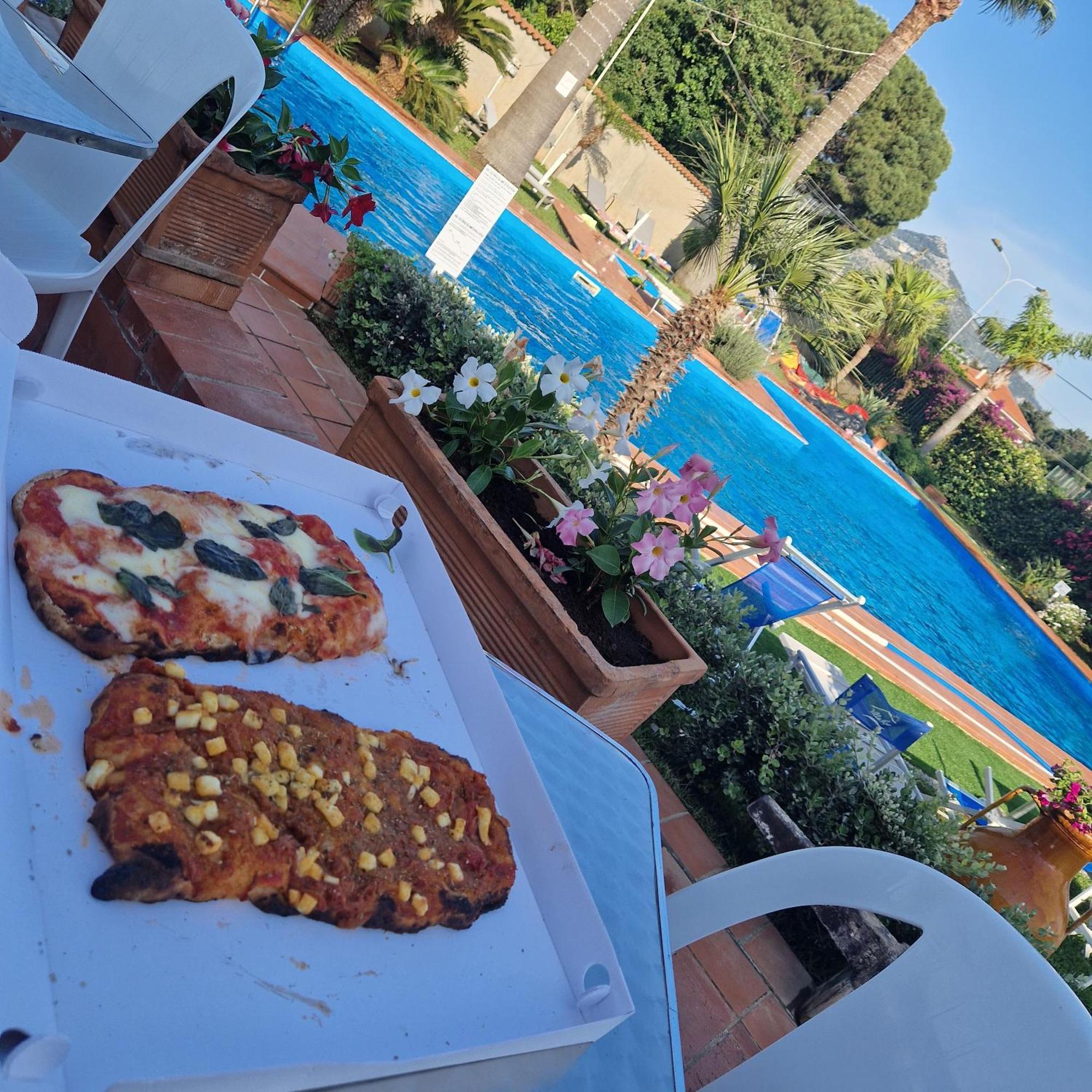 Villa Rosa Luxury Apartment Монделло Экстерьер фото