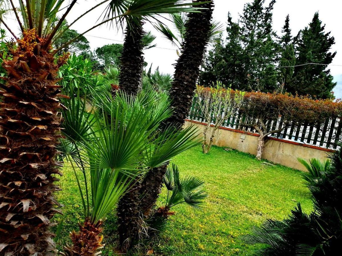 Villa Rosa Luxury Apartment Монделло Экстерьер фото