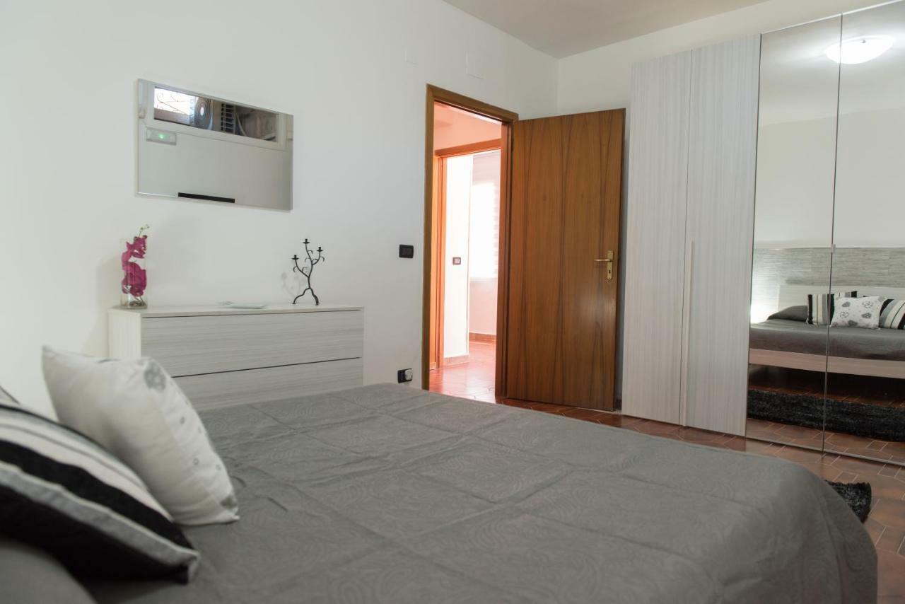 Villa Rosa Luxury Apartment Монделло Экстерьер фото
